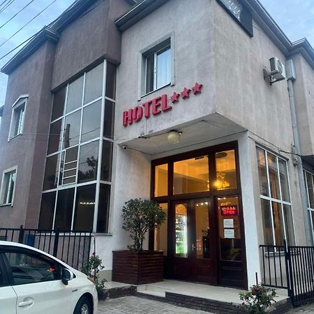 Hotel Skib Tbilisi Exterior foto