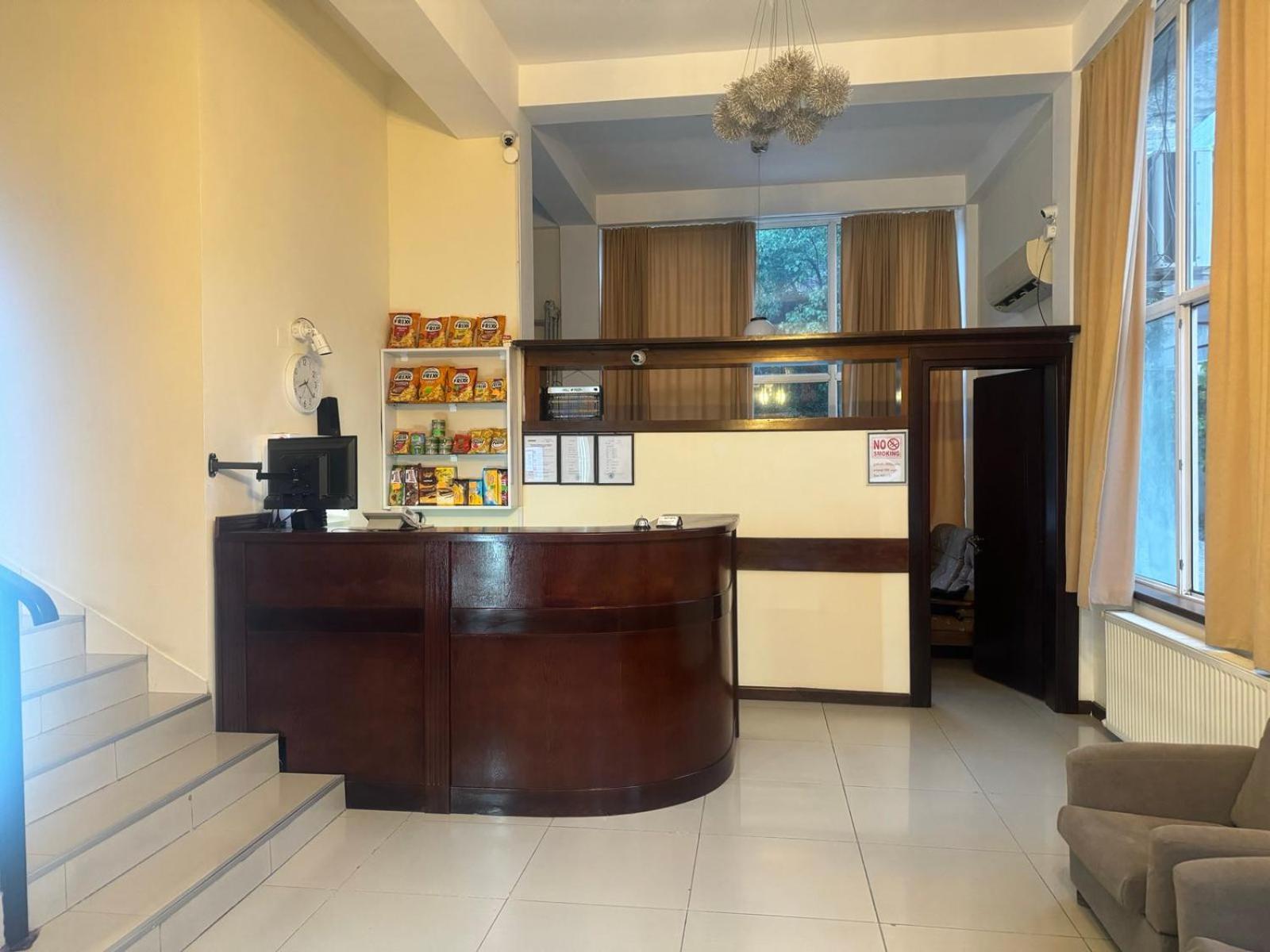 Hotel Skib Tbilisi Exterior foto
