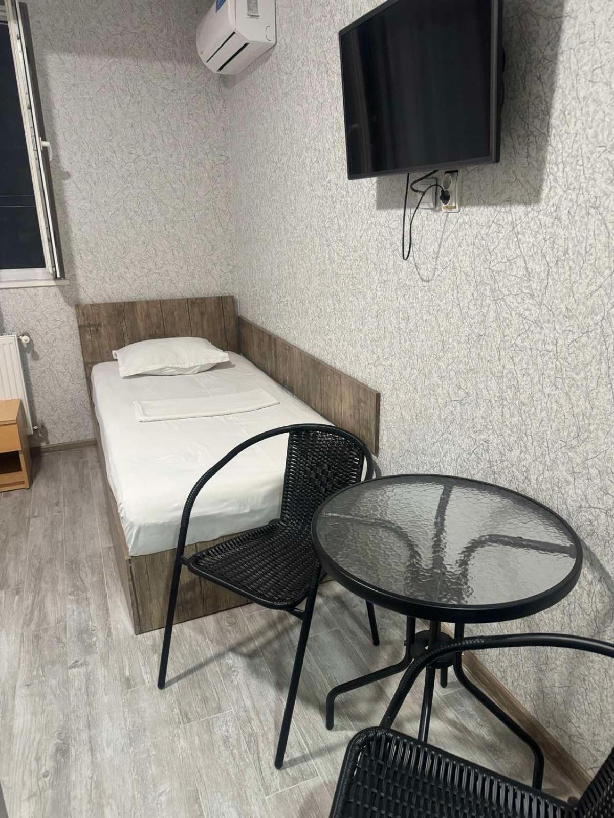 Hotel Skib Tbilisi Exterior foto