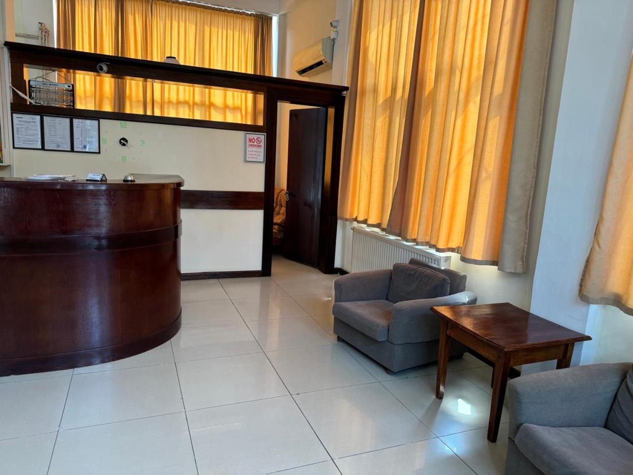Hotel Skib Tbilisi Exterior foto